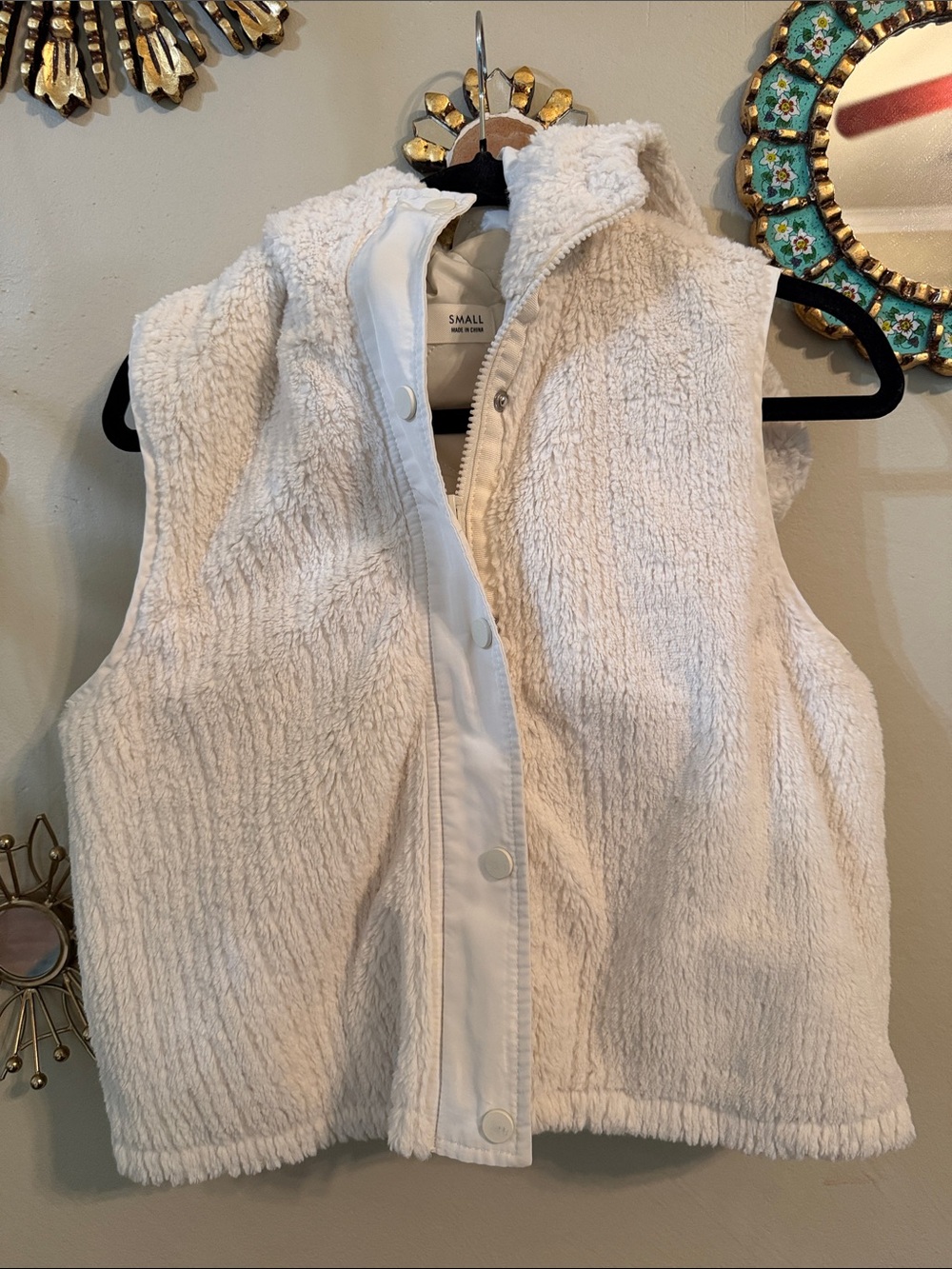 BKE Faux Fur Fleece Quilted Full Zip Hooded Puffer Vest- Ivory Small